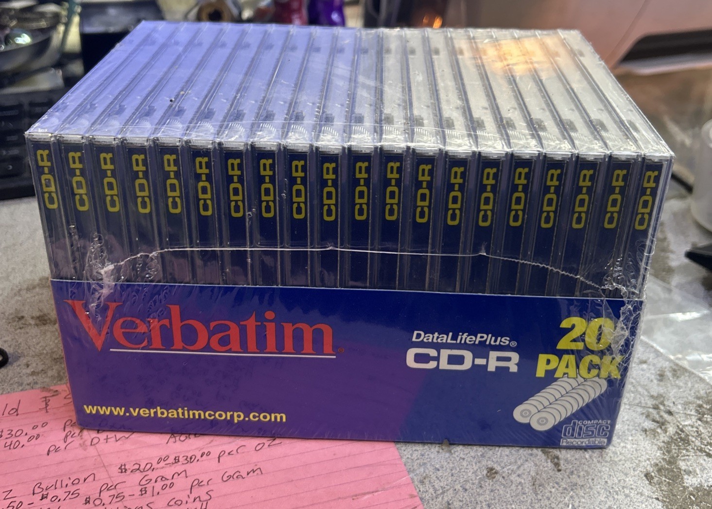 Verbatim Data Life Plus CD-R w/Cases Pack of 20  80 Min 700 MB 