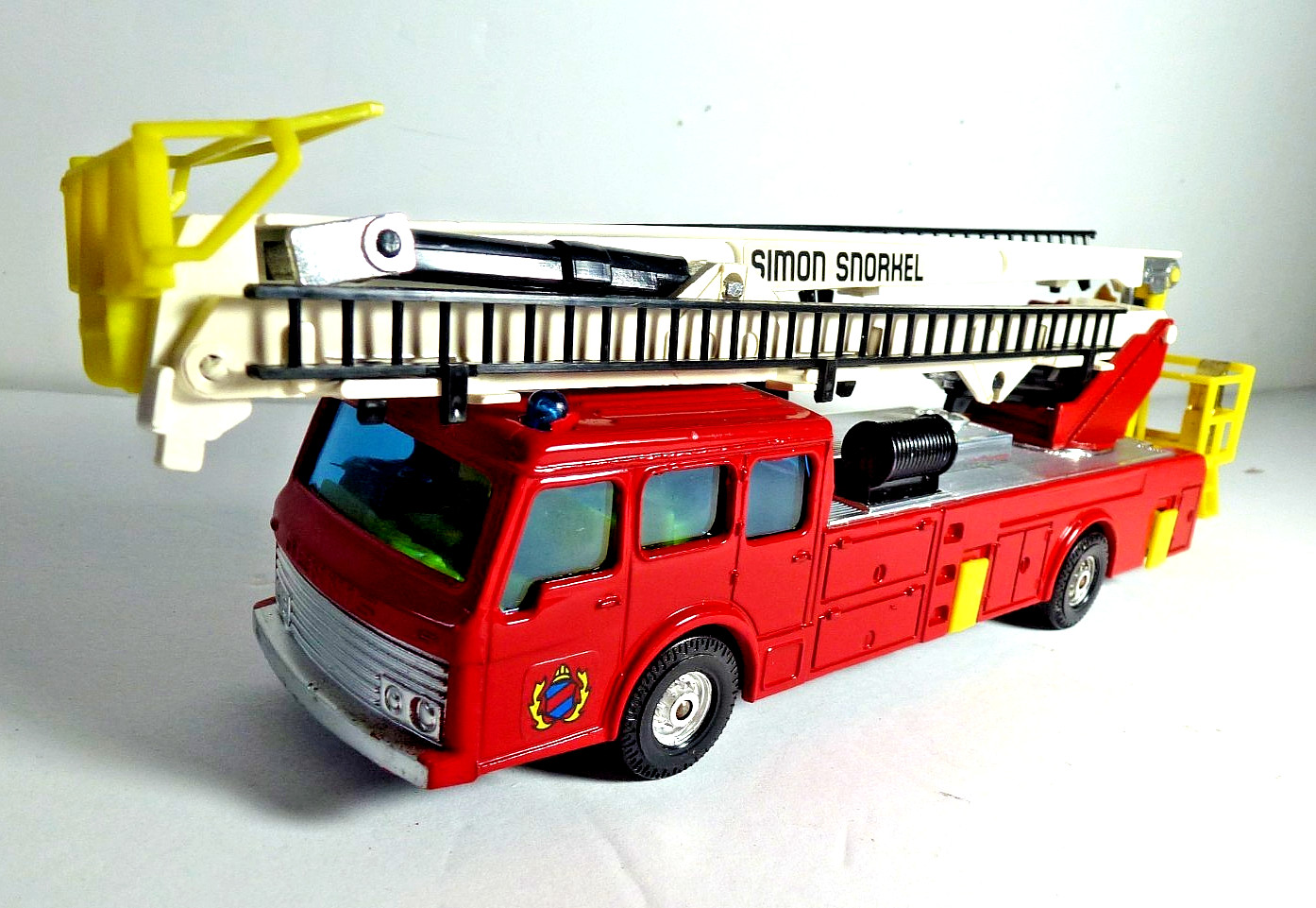 Vintage Corgi Simon Snorkel Dennis Chassis Boom Fire Truck 10