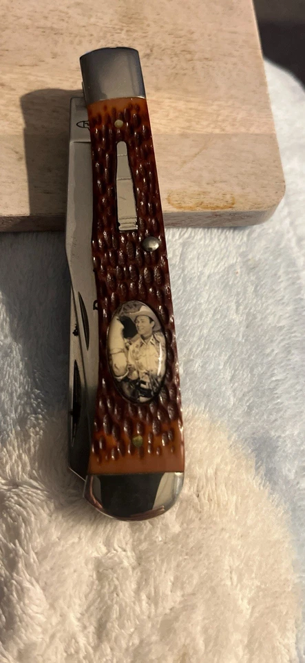 Navaja de bolsillo Remington Silver Bullet Trapper Roy Rogers pantalla plateada Foto 2 de 4