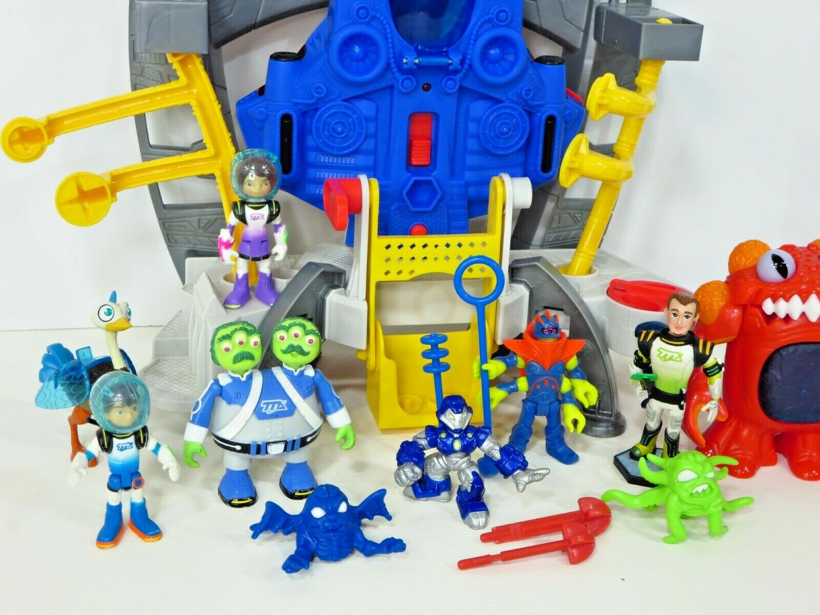 big bucket of astronauts