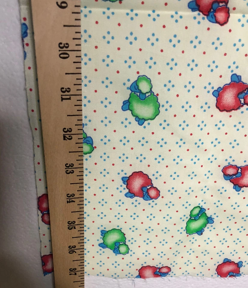 VTG BLUE & GREEN LAMBS SHEEP SLEEPING COTTON CRAFT QUILTING FABRIC 37”x34” - Image 4 of 4