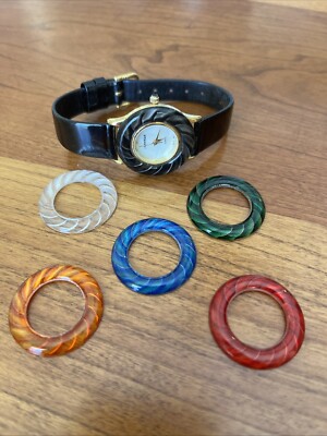 LA MARQUE WATCH Woman s Analog Quartz w/interchangeable Face Colors Untested