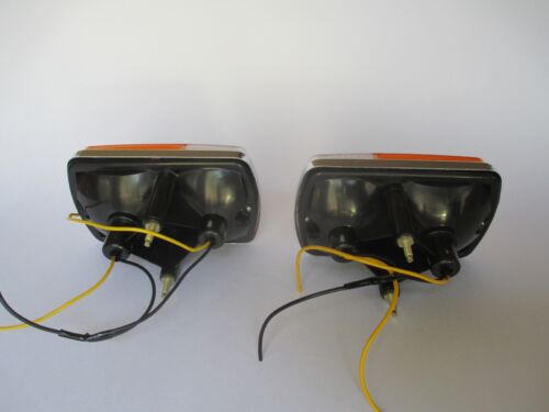 Ferrari Mondial , pair of LH and RH front turn signals - Picture 4 of 4