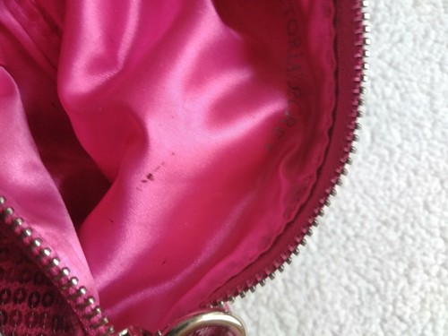 Victoria's Secret Sequined Pink Makeup Carry Bag Wrislet - Picture 8 of 8