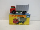 LESNEY MATCHBOX NO26 GMC TIPPER TRUCK EXCELLENT BOXED (L537)