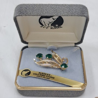 Vintage ACE Alaskan Volcanic Stone  14k Gold Filled Emerald Color Brooch Pin