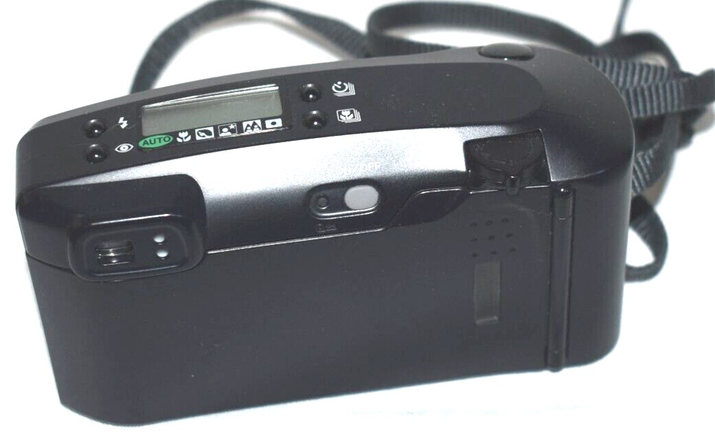 Minolta Freedom Zoom 135 EX 35mm Point & Shoot Film Camera Minolta Freedom Zoom 135 EX 35mm Point & Shoot Film Camera