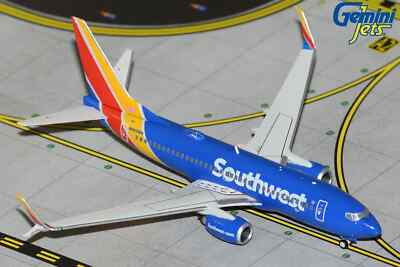 B737-700W Southwest Airlines Reg: N943WN mit Ständer - Gemini Jets GJSWA2293 1/400