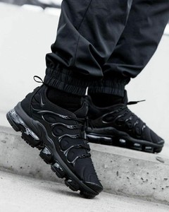 nike air vapormax negro