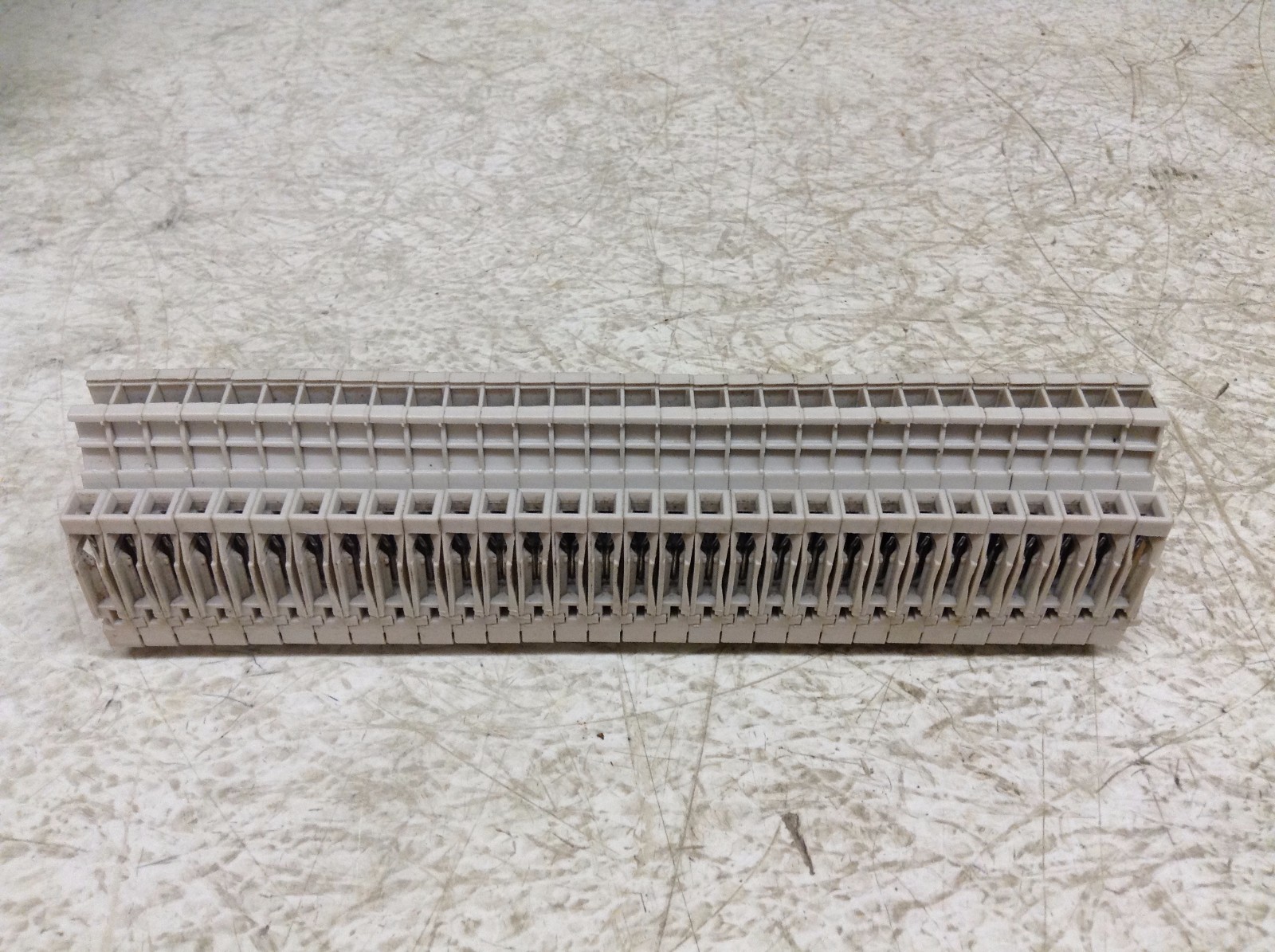 Entrelec D1.5/6.. White Wire Terminal Block D156 Lot of 30