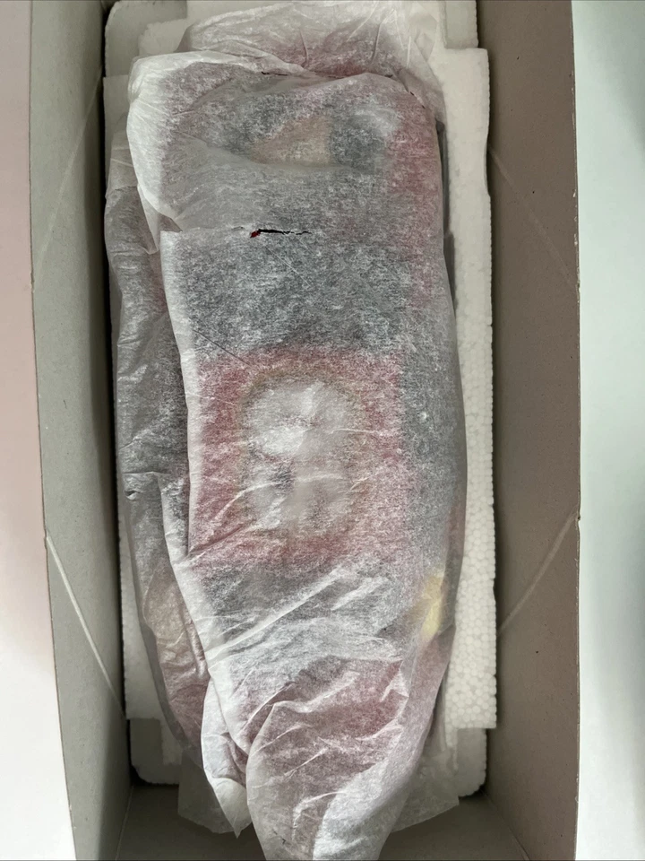 Disney Mickey Mouse 1:24 y 1:64 NASCAR rojo fundido a presión 2005 equipo calibre Monte Carlo Foto 4 de 4