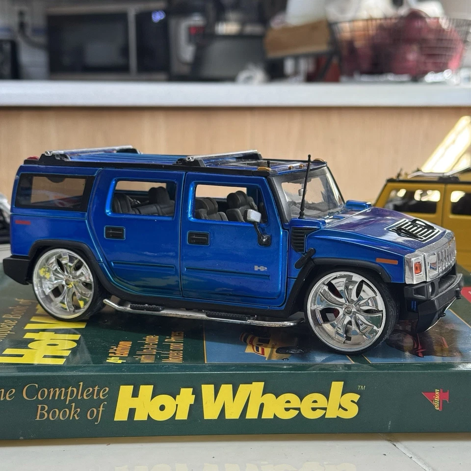 JADA Toys масштаб 1/24 - DUB City 2003 синий Hummer H2 литой с спиннерами - Изображение 3 из 4