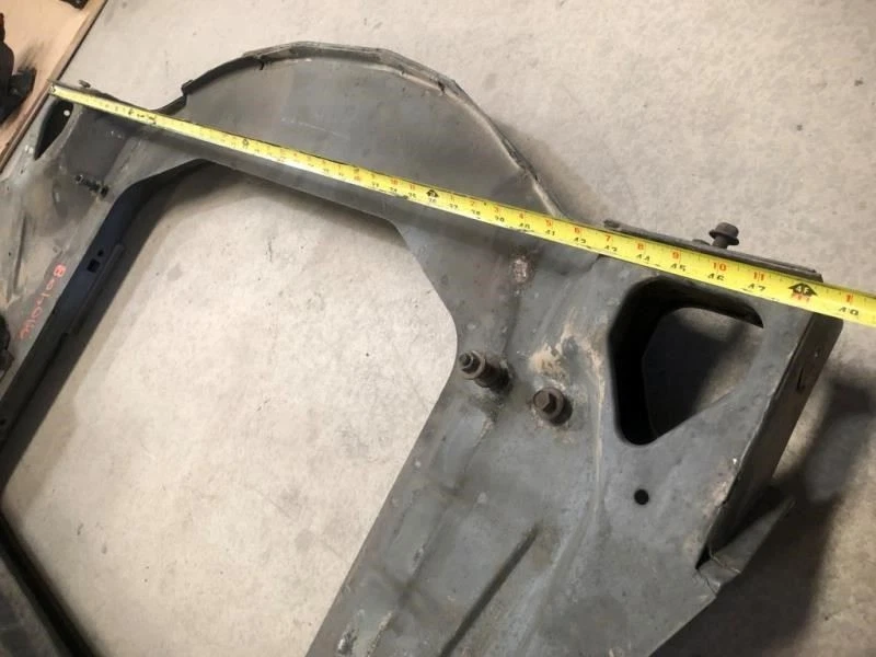 Ford F600 1989 7,0 L gas usado radiador núcleo de refrigeración soporte marco de montaje Foto 4 de 4