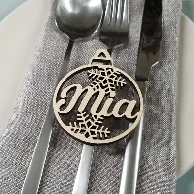 A LITTLE BIT CRAFTY UK Christmas Wedding Place Name, Personalised Snowflake Name Tag, Wedding Favour