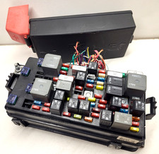 2008-2011 Buick Lucerne Cadillac DTS Rear Fuse Box Assembly OEM 13697145