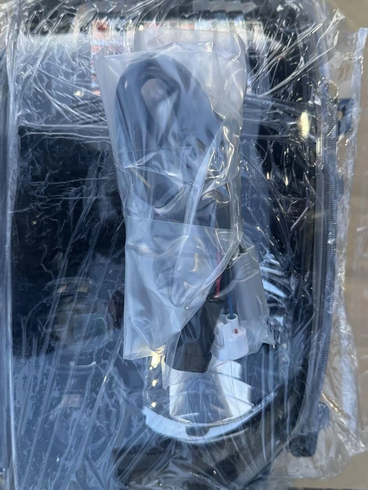 Toyota Hiace 200 Series Led Headlights Van Front Lamps Direct Replacement Foto 3 de 4