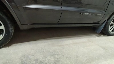 Used Fuel Filler Door fits: 2018 Jeep Grand cherokee  Grade A