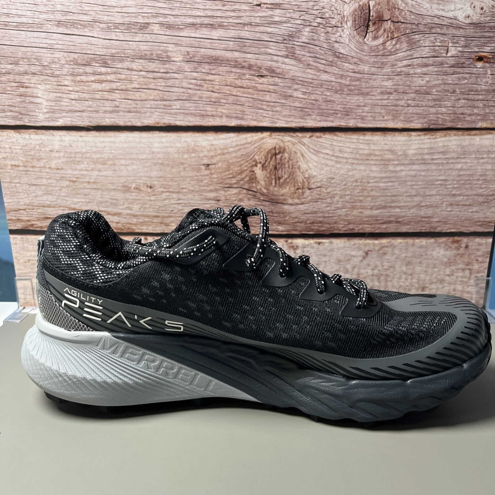 Scarpa da ginnastica Merrell Agility Peak 5 nera in granito da donna taglia 8