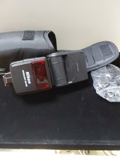 Nikon Speedlight SB-600 With Case
