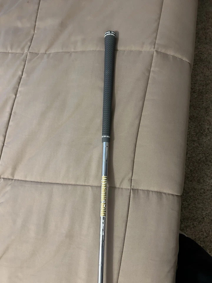 TaylorMade P790 7 Iron Tungsten Forged, Dynamic Gold 105 S300 VSS Pro Stiff Flex - Image 3 of 3