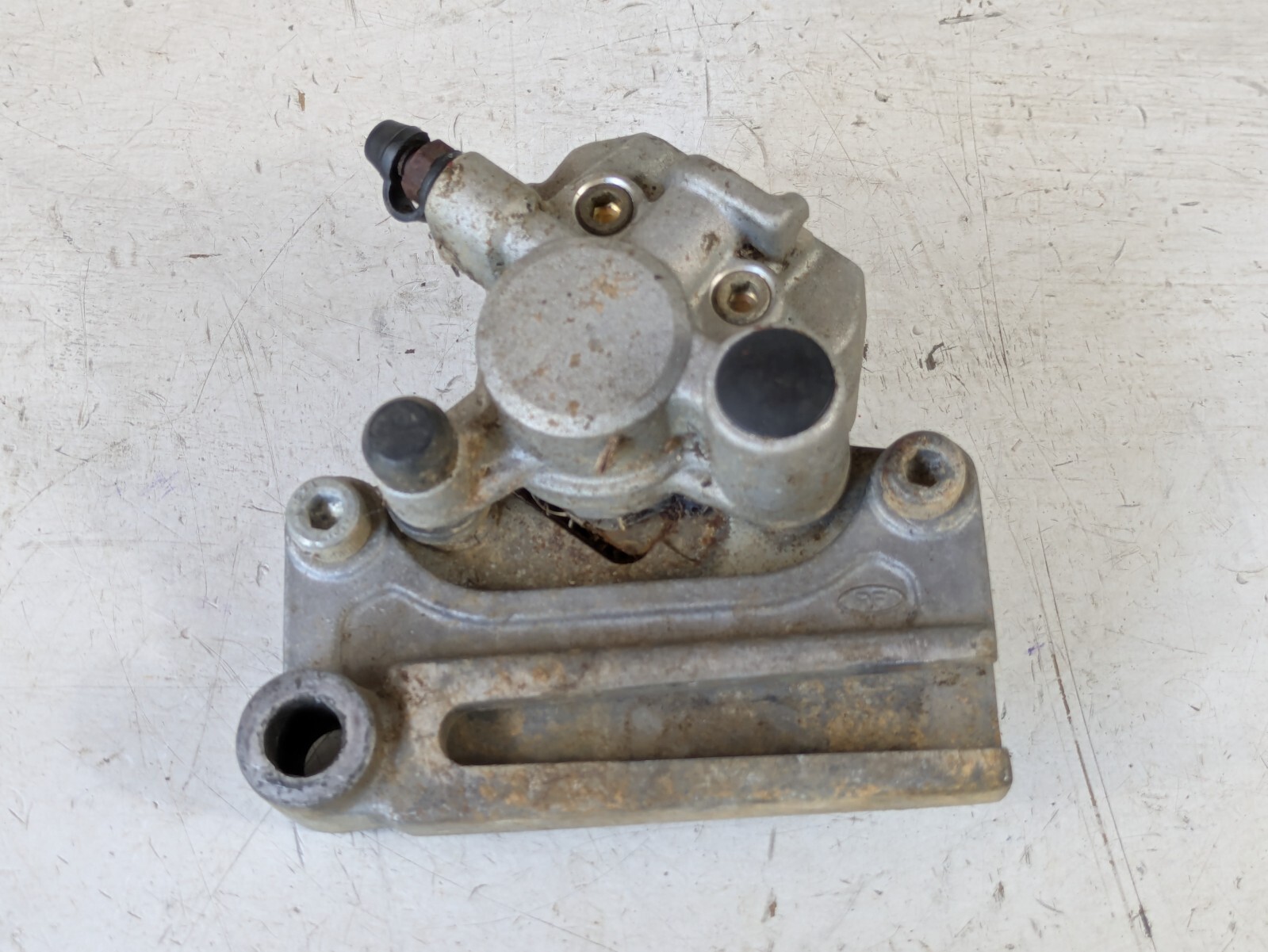 88 - 97 Kawasaki KX80 KX 80 Rear Wheel Brake Caliper (functional / sticky)