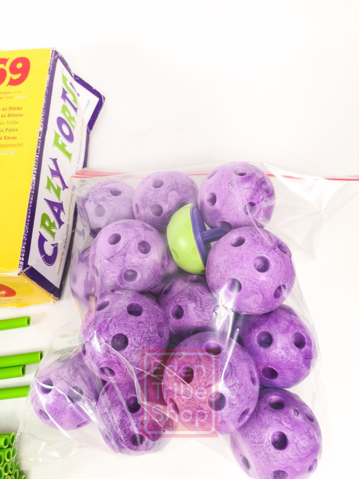 Everest Toys Crazy Forts, Glow in the Dark, 19 Balls and 24 Sticks FOR