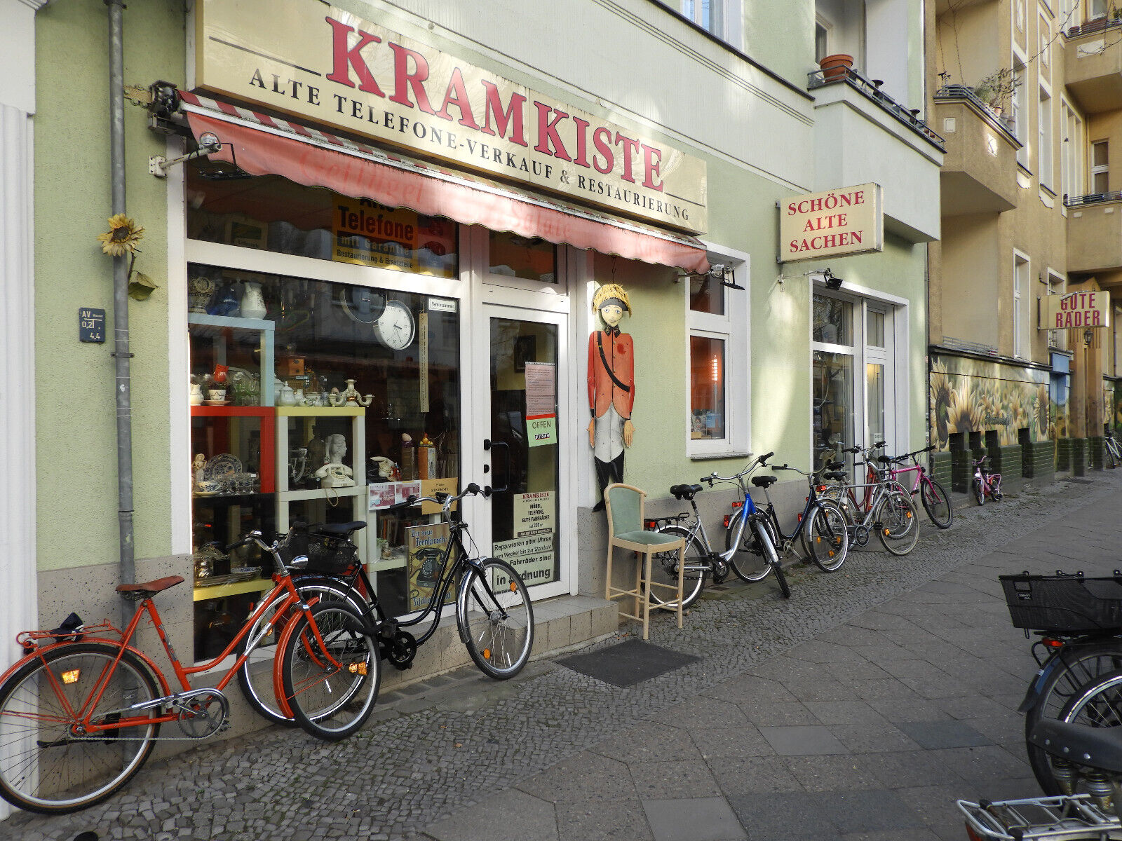 Bild 2 von 24