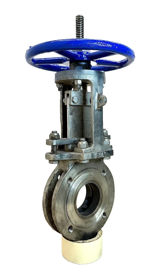 FCC 3” 150# Knife Gate Fig.93 B 92, S/N FK03B020, 316SS New Storeroom Spare - Image 4 of 4