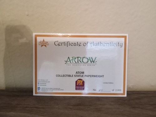 Icon Heroes DC Arrowverse Atom Ray Palmer (Brandon Routh) Paperweight Statue - Picture 8 of 12