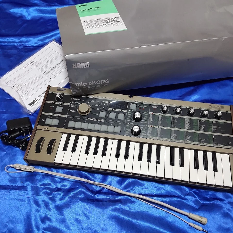 Korg microKorg 37-Key Analog Modeling Synthesizer with Vocoder Unused item - Image 2 of 4