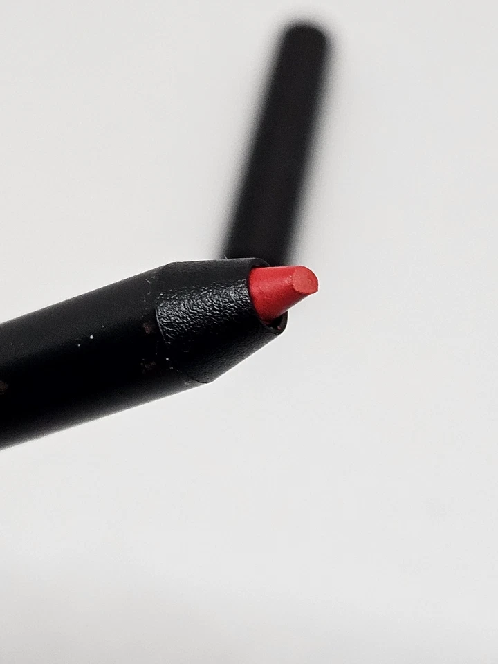 NARS Cosmetics Velvet Lip Liner 9031 NIHIWATU Full Size 0.01oz (MINOR FLAW TIP) - Image 3 of 4