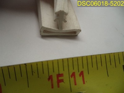 Qty = 300 ft (100ft x 3 pieces) IPCO Process Systems White Molding Seal Trim