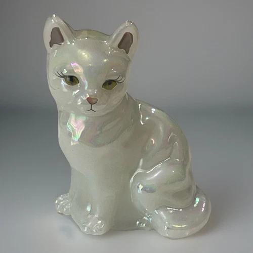Vintage Fenton Opalescent Iridescent White Cat Figurine Signed T. Neader