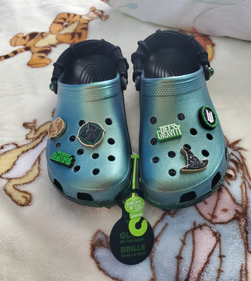 Crocs Wicked Classic Clog Glow in the Dark Blue Green Black  display picture 3