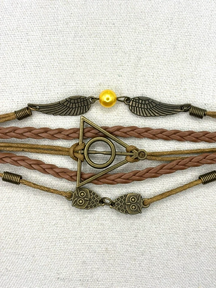Pulsera Harry Potter Reliquias de la Muerte Búho Snitch Cinco Filas Cuero Marrón Dije Foto 3 de 4