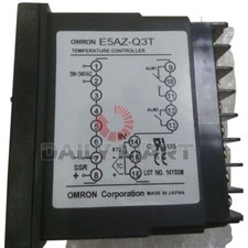NEW OMRON AUTOMATION AND SAFETY E5AZ-Q3T TEMPERATURE CONTROLLER 100-240V PANEL