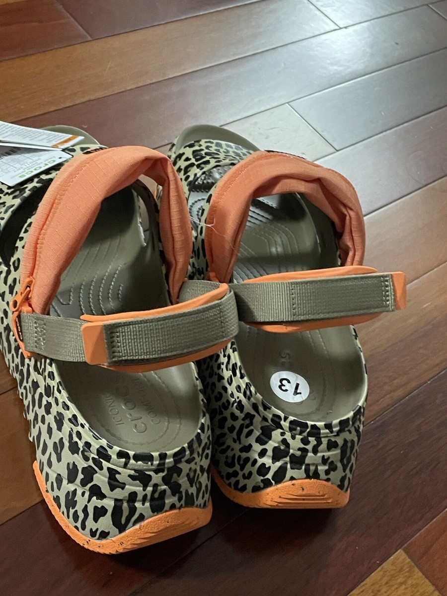 Rare CROCS HIKER XSCAPE ANIMAL SANDAL CLOG Khaki Leopard Men  display picture 3