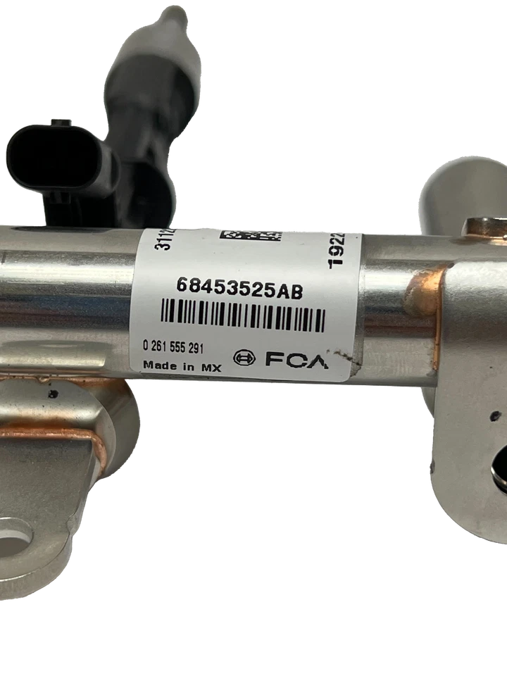 Riel de combustible con inyectores y sensor de presión de combustible para Jeep Dodge 2,0 L- 5281483AA Foto 3 de 4