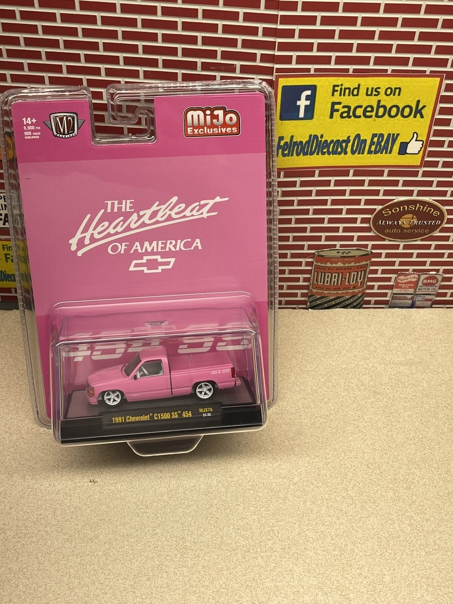 1/64 M2 CHASE 1991 Chevrolet C1500 SS 454 Pickup Truck Gloss Pink