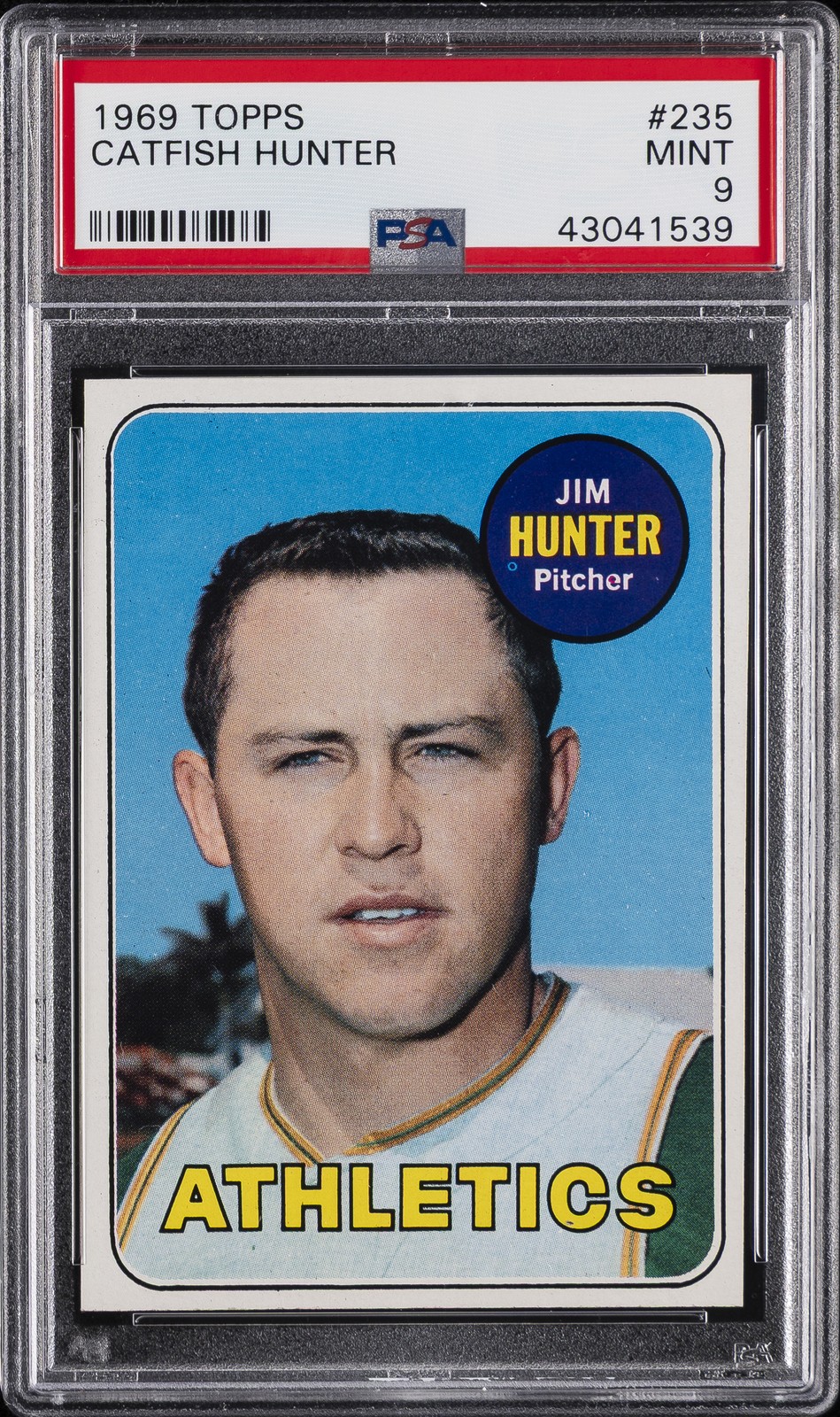 1969 TOPPS #235 CATFISH HUNTER PSA 9