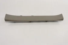 2015 - 2021 KIA SEDONA FRONT LEFT DOOR SILL SCUFF OUTER PLATE TRIM OEM GRAY_GBU