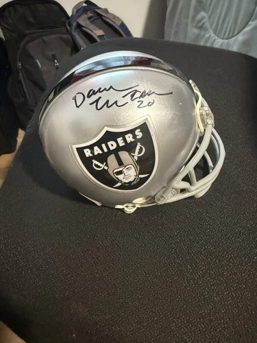 New ListingDarren McFadden Signed Riddell Mini Helmet Oakland Raiders Autographed NFL