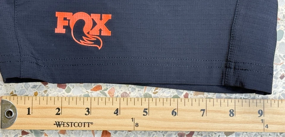 Shorts feminino Fox Racing preto transferência desempenho tamanho médio - Imagem 4 de 4