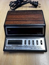Vintage 80s Spartus Woodgrain Neptune Digital Alarm Clock Model 1104 Working