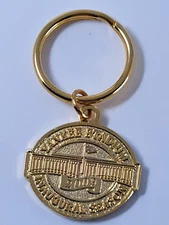 2009 NY Yankee Stadium Inaugural Season Stadium Tours Keychain Zales New York
