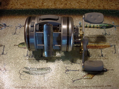 Ambassadeur BASS PRO ANNIVERSARY 5600 CDL. UNUSED IN WOOD Ambassadeur BASS PRO ANNIVERSARY 5600 CDL. UNUSED IN WOOD