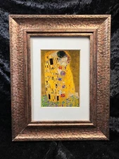 Gustav Klimpt The Kiss Beautiful Modern Art Framed Print Matted Under Glass