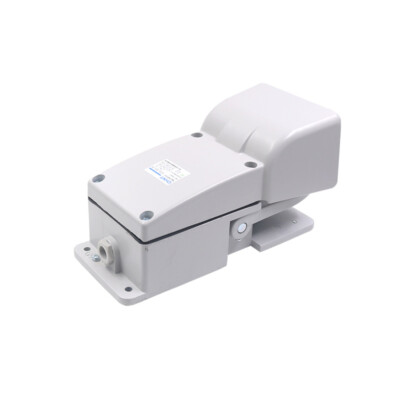 1 PCS New CHINT YBLT-YDT1/11  Foot Switch    #D7*