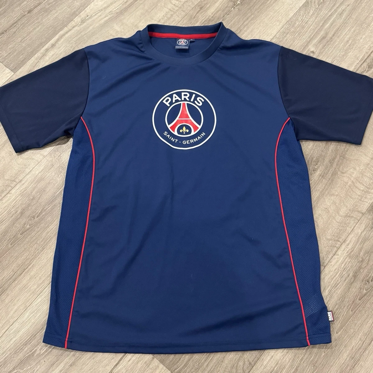 Paris Saint-Germain Size XL International Club Soccer Fan Shirts