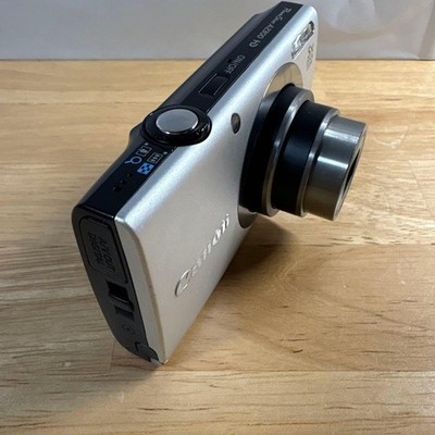 Canon PowerShot A2300 16.0MP 5x Optical Zoom Silver 95% NEW